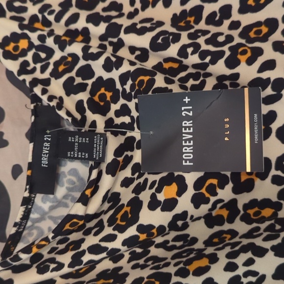 Forever 21 Plus 3x Leopard Top - Picture 2 of 4